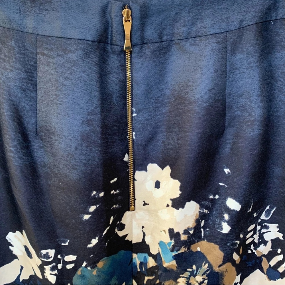 Kate Spade Blue Floral Pencil Skirt - Picture 2 of 5